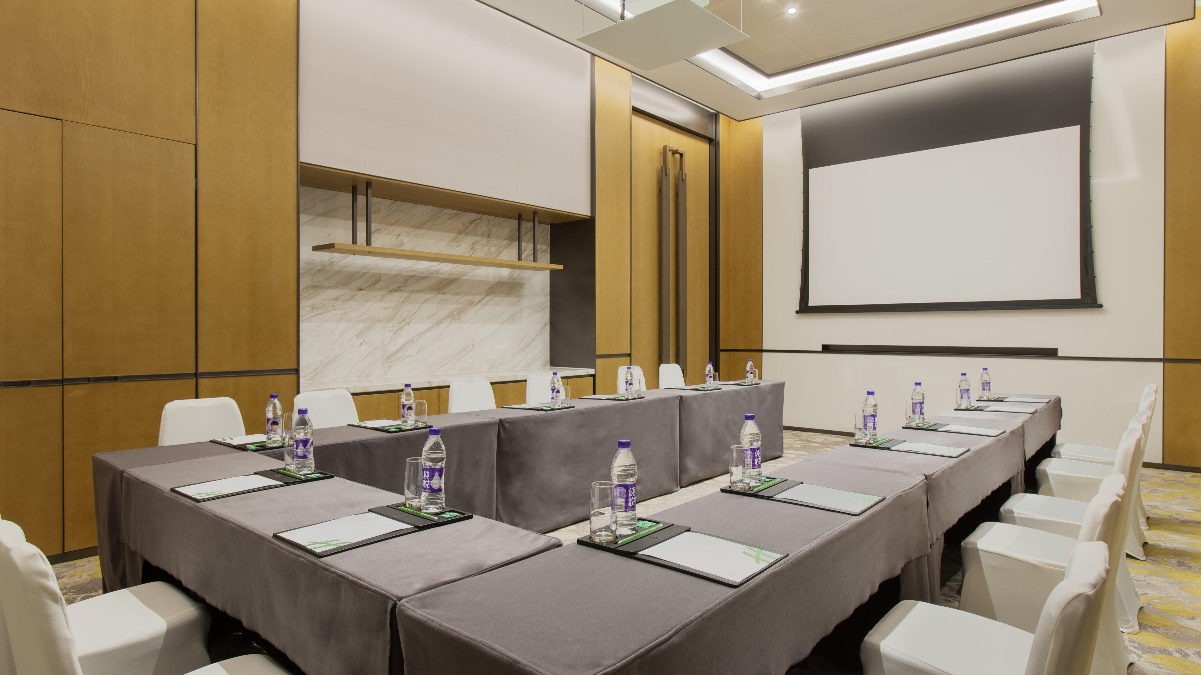 Holiday Inn & Suites Tianjin Downtown By Ihg,Tianjin Drum Tower,Joycity Shopping Mall,Tianjin Ancient Cultural Street,Haihe River,The Porcelain House,Convenient Access To Tianjin Binhai International Airport Ngoại thất bức ảnh