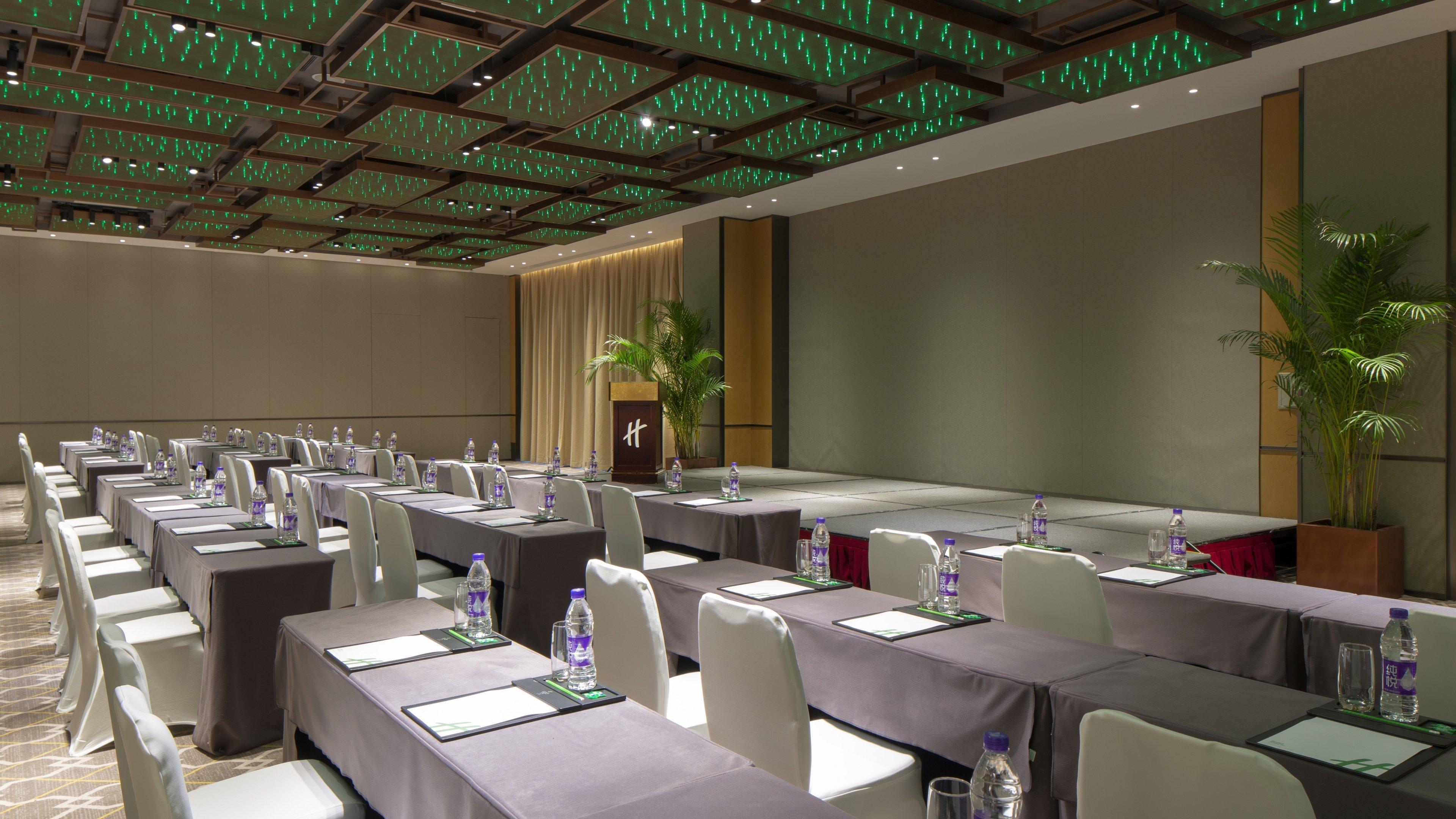 Holiday Inn & Suites Tianjin Downtown By Ihg,Tianjin Drum Tower,Joycity Shopping Mall,Tianjin Ancient Cultural Street,Haihe River,The Porcelain House,Convenient Access To Tianjin Binhai International Airport Ngoại thất bức ảnh