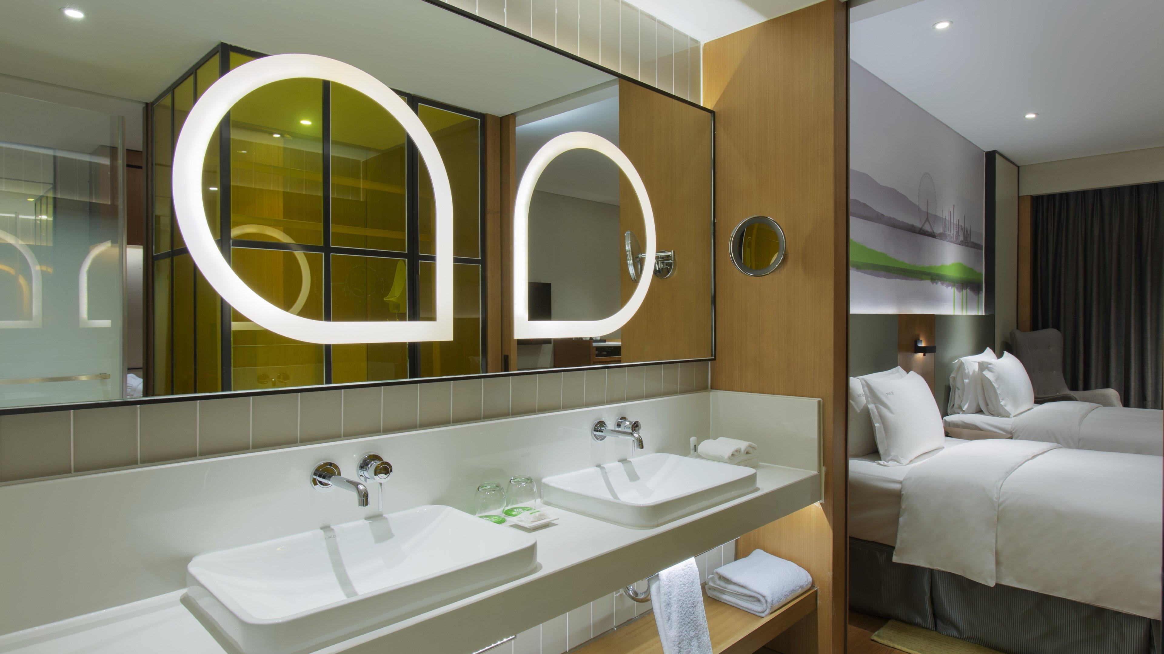 Holiday Inn & Suites Tianjin Downtown By Ihg,Tianjin Drum Tower,Joycity Shopping Mall,Tianjin Ancient Cultural Street,Haihe River,The Porcelain House,Convenient Access To Tianjin Binhai International Airport Ngoại thất bức ảnh