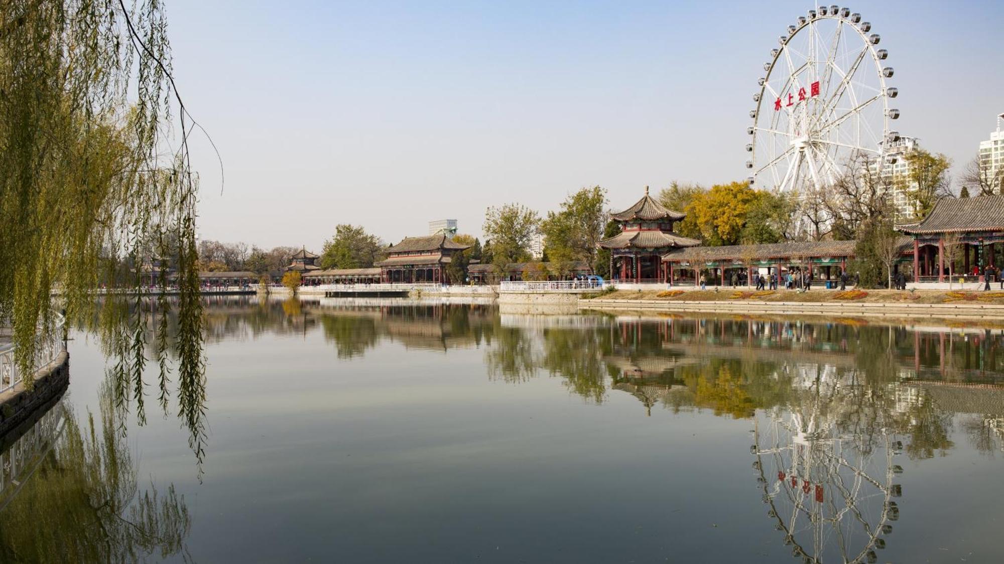 Holiday Inn & Suites Tianjin Downtown By Ihg,Tianjin Drum Tower,Joycity Shopping Mall,Tianjin Ancient Cultural Street,Haihe River,The Porcelain House,Convenient Access To Tianjin Binhai International Airport Ngoại thất bức ảnh