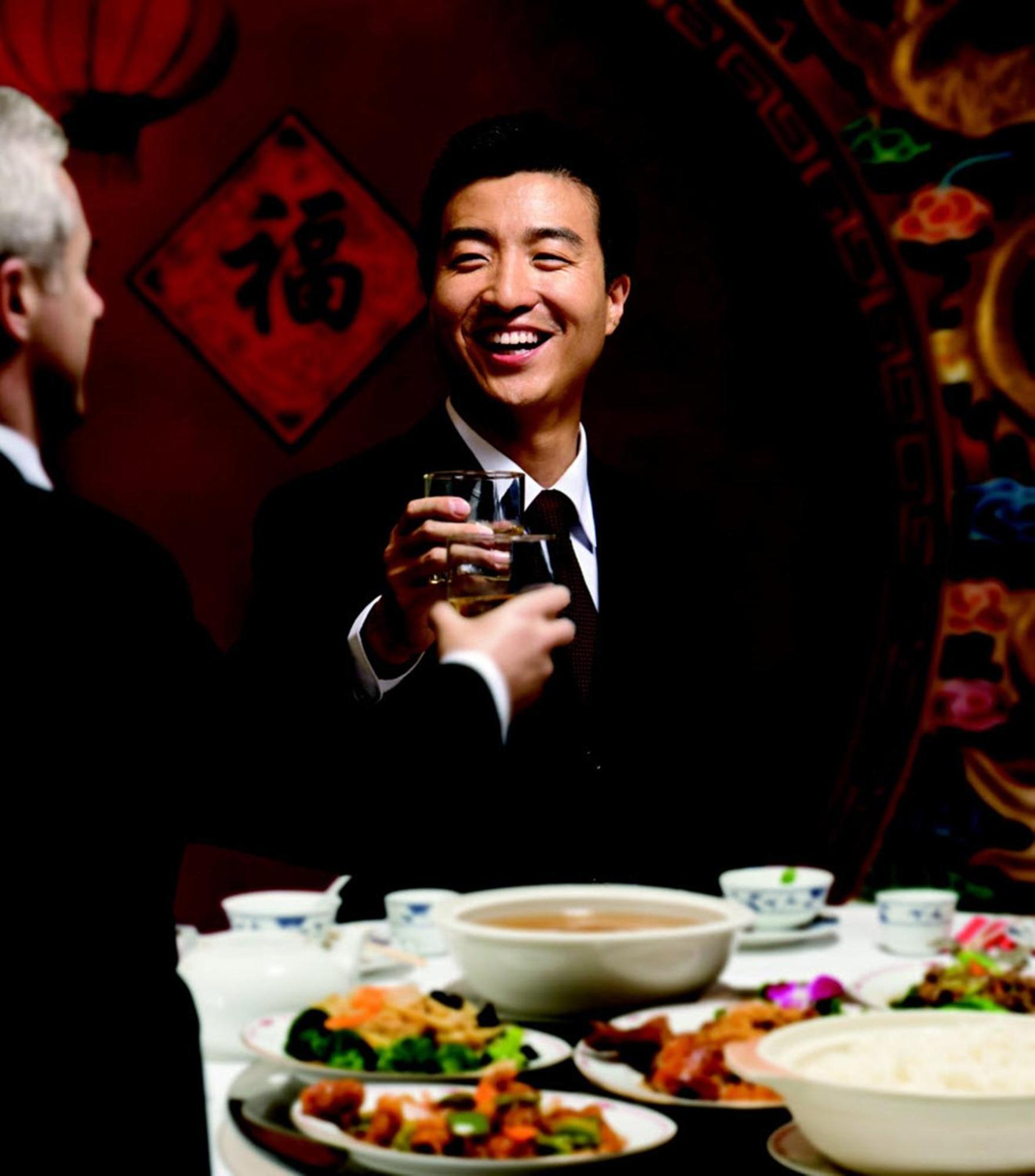 Holiday Inn & Suites Tianjin Downtown By Ihg,Tianjin Drum Tower,Joycity Shopping Mall,Tianjin Ancient Cultural Street,Haihe River,The Porcelain House,Convenient Access To Tianjin Binhai International Airport Ngoại thất bức ảnh