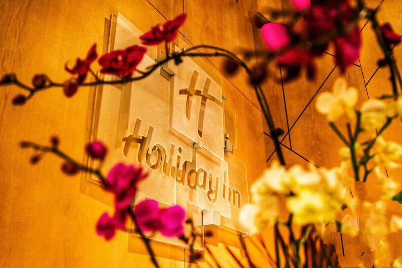 Holiday Inn & Suites Tianjin Downtown By Ihg,Tianjin Drum Tower,Joycity Shopping Mall,Tianjin Ancient Cultural Street,Haihe River,The Porcelain House,Convenient Access To Tianjin Binhai International Airport Ngoại thất bức ảnh