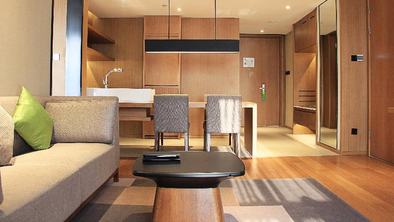 Holiday Inn & Suites Tianjin Downtown By Ihg,Tianjin Drum Tower,Joycity Shopping Mall,Tianjin Ancient Cultural Street,Haihe River,The Porcelain House,Convenient Access To Tianjin Binhai International Airport Ngoại thất bức ảnh